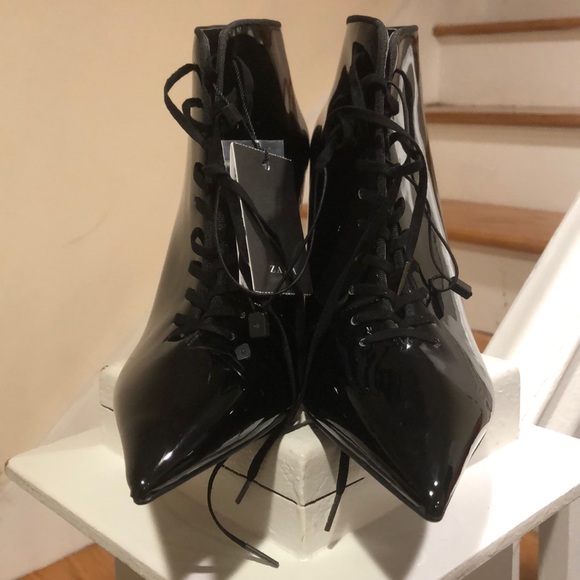 Black Patten - Picture 2 of 3